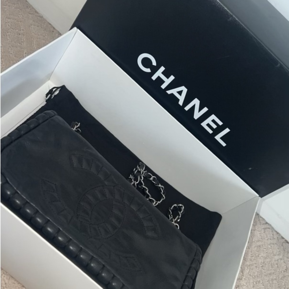 Chanel flap bag. Rare find!! - Picture 4 of 9